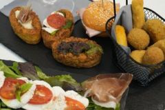 a28e29_f320ade9182c4991bd9ae600105c93b7mv2